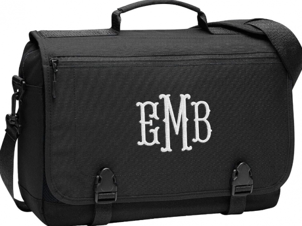 Tas kerja dengan aksen bordir